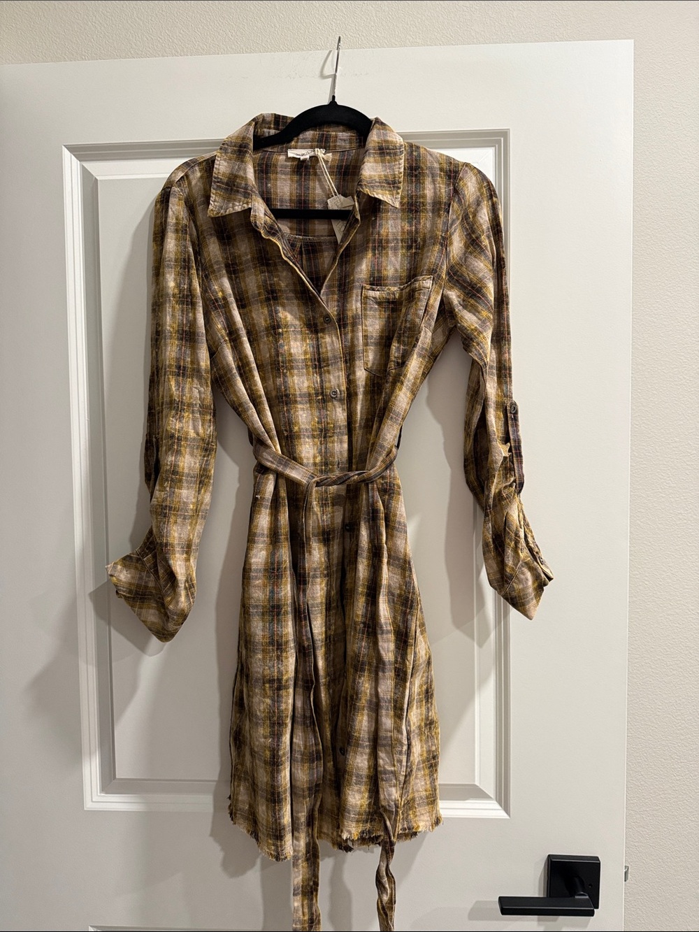 NWT Mystree Plaid Belted Shirt Dress in Mustard and Brown sz m